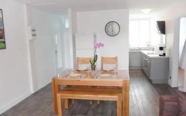 Apartment Pierre Legavre