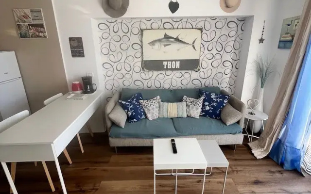 Oceanfront Condo in Playa las Americas With Sea Views