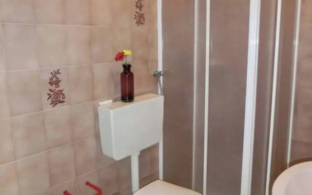 Homely Seaview Studio Flat With Balcony - Beahost