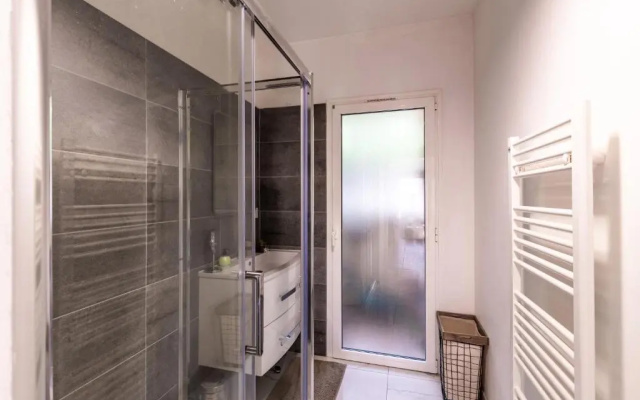 U Nidu - à Ajaccio, Magnifique appartement 4 couchages vue mer