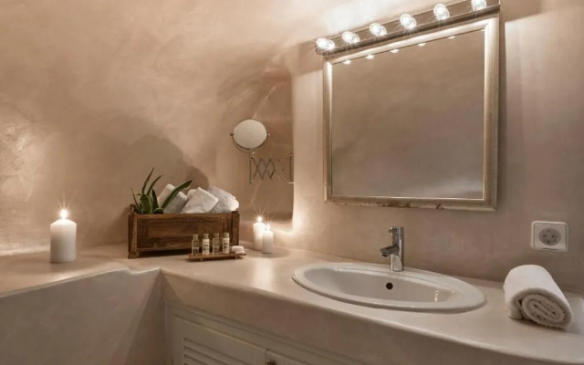 The Small Architect S Villa Santorini