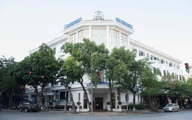 Hoa Binh Hotel вид на фасад