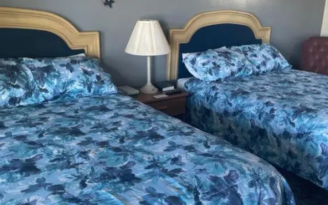 Hometown Inn