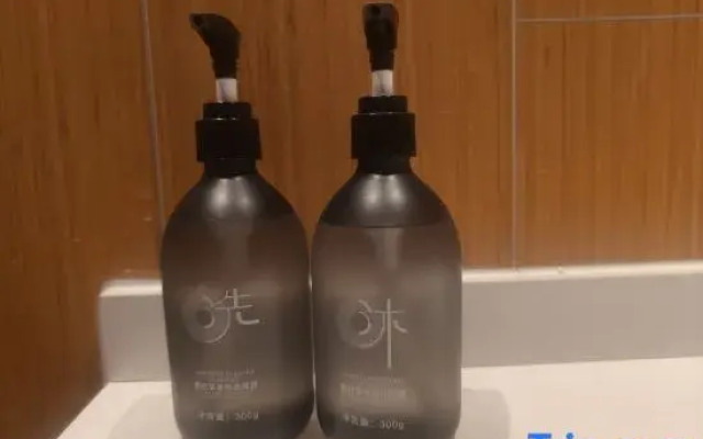 Yongcheng Jinghuayuan Business Hotel