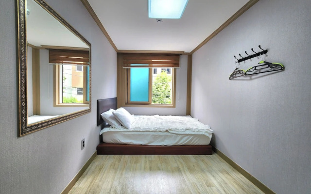 e cozy Hotel