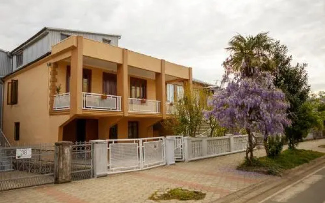 Rusudan's Guest House