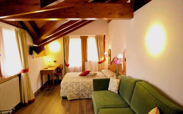 Dream hotel