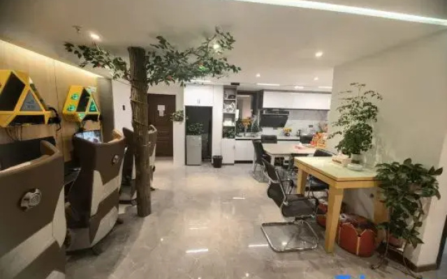 Orange esports homestay