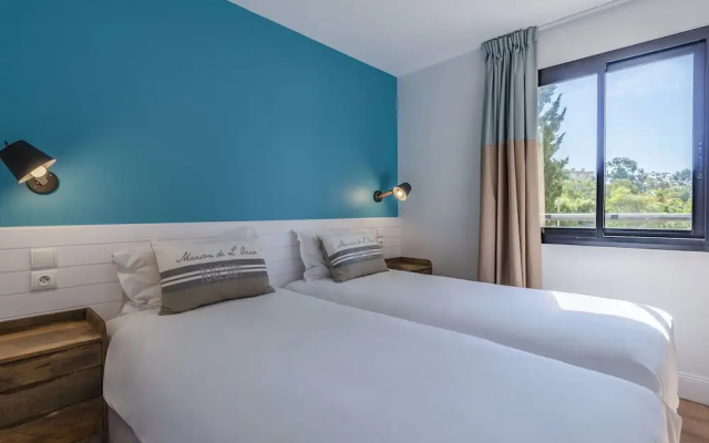 Stylish apartment with AC, located on a beautiful bay