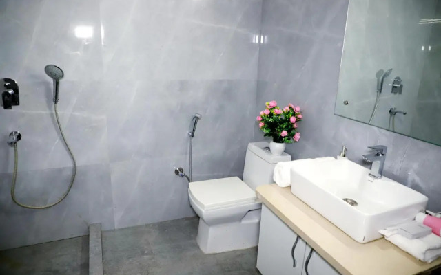 3bhk,Fortune Home E-28 2b Saket Near Max Hospital