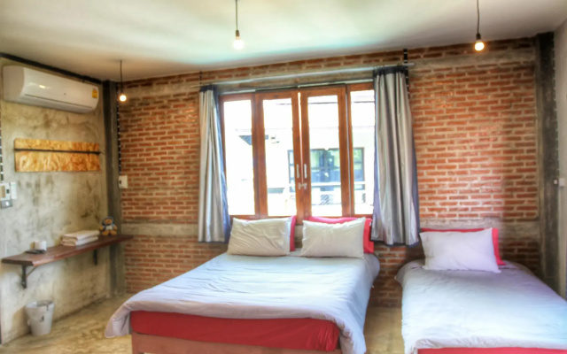 Above the Sea Guesthouse