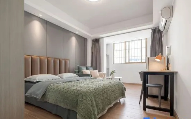 Times Apartment (Xiamen Gaoqi International Airport Huli Pedestrian Street)