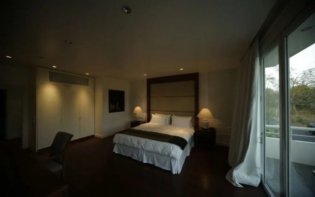 Tadarawadi Pool Villa at Phoenix Golf