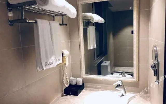 Ruiyi Hotel
