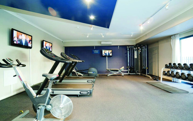 Pinnacle Apartments