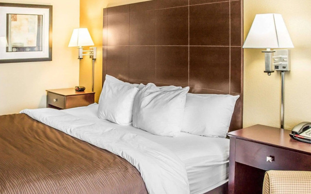 Quality Inn & Suites Sturgeon Bay