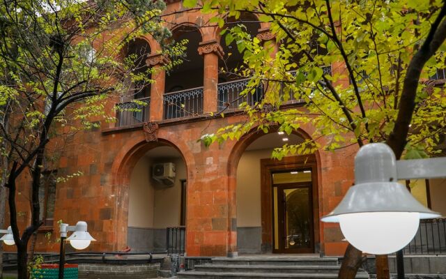 Annabella Boutique Hotel Ереван вид на фасад