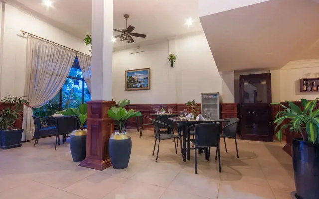 Siem Reap Bat Hotel