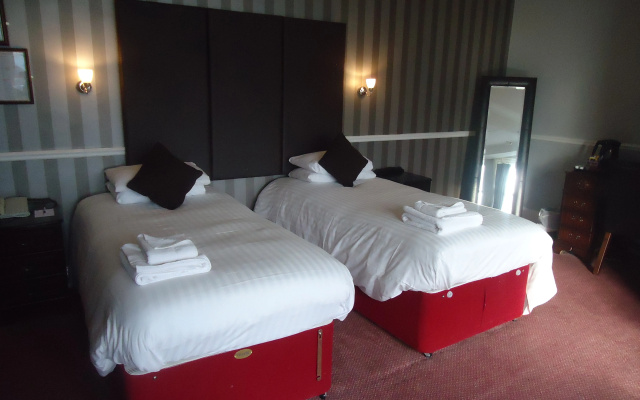 The Highfield Hotel By Greene King Inns