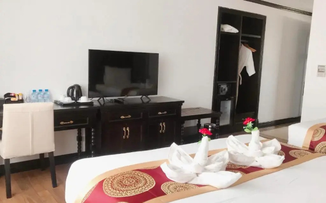 Aaron Vientiane Hotel