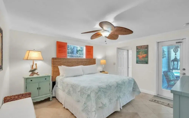 Manatee Manor 2 Bedroom Home by RedAwning