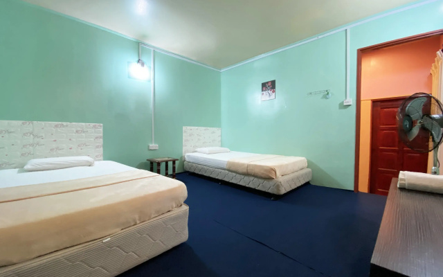 Oyo 90285 Pogimpaan Homestay