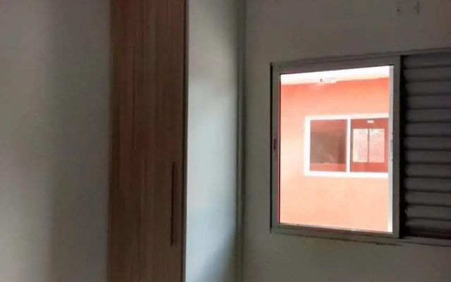 Apartamento Boraceia 200 metros da praia, com ar condicionado