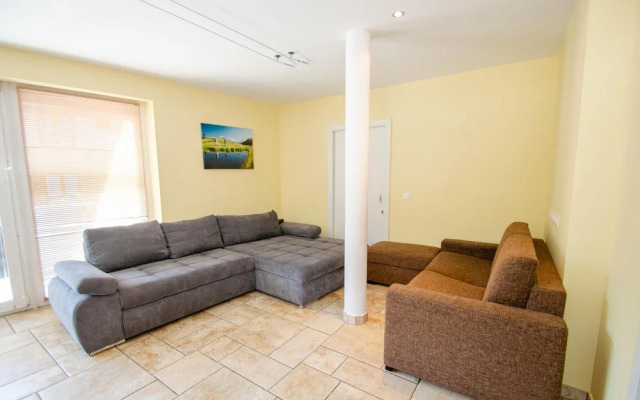 Penthouse A Zell am See With Lake View