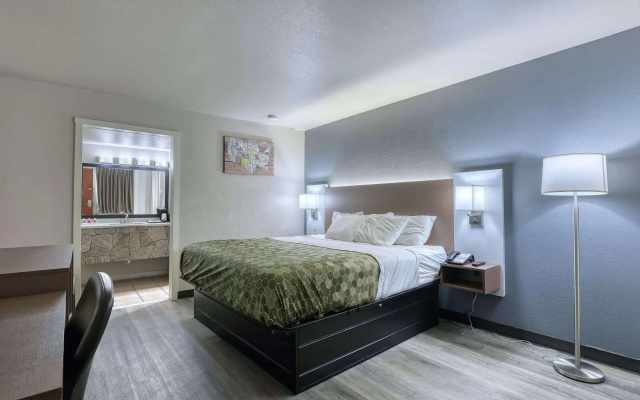Econo Lodge Neenah
