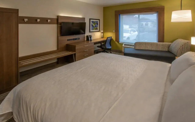 Holiday Inn Express Galleria Area
