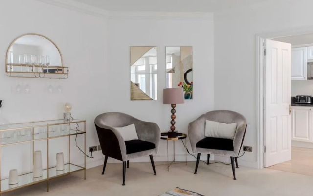 The Mayfair Muse - by Out of Office Lifestyle