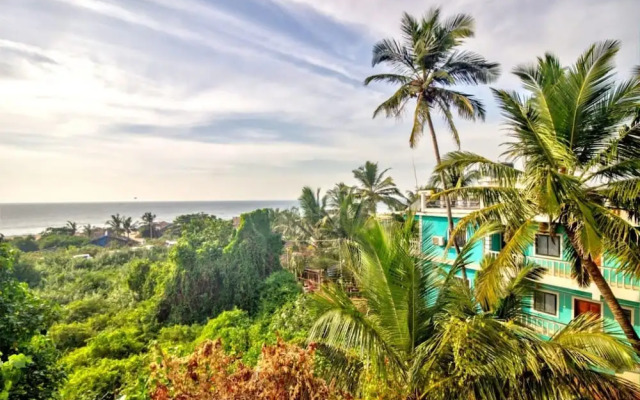 OYO Premium Calangute Holiday Street