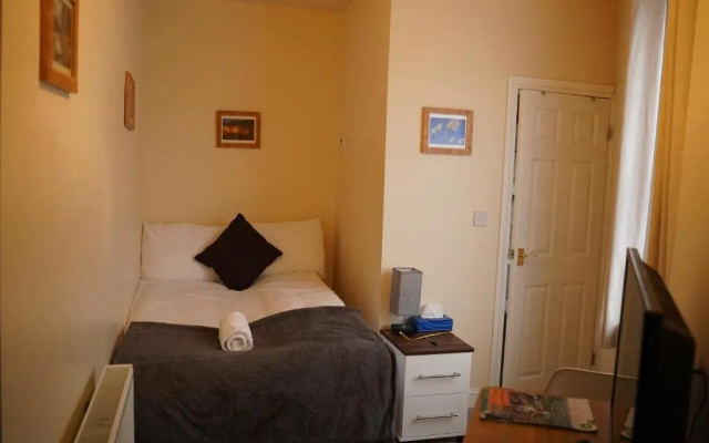 Serviced Property Plymouth