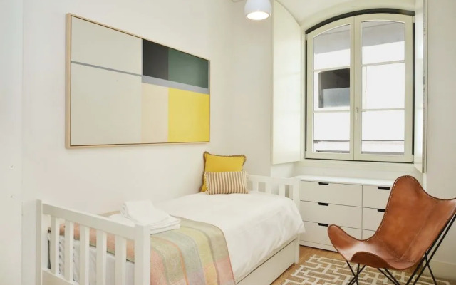Trendy Chic Apartment