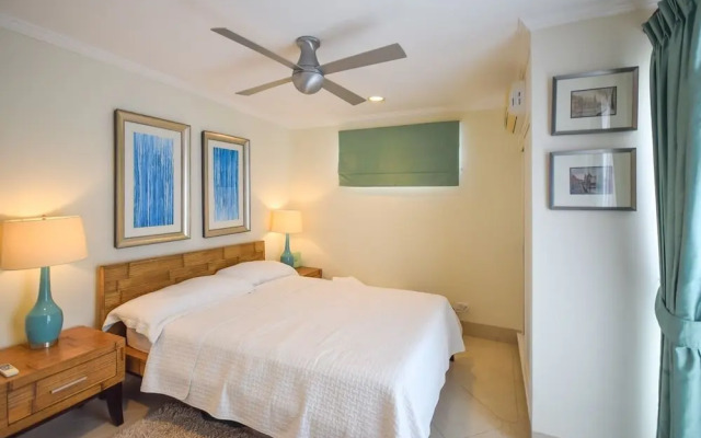Palm Beach 610 2 Bedroom Apts