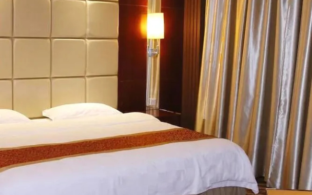 Chengdu Boli Hotel