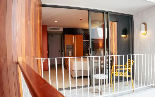 Zapadilly Tree Hotel