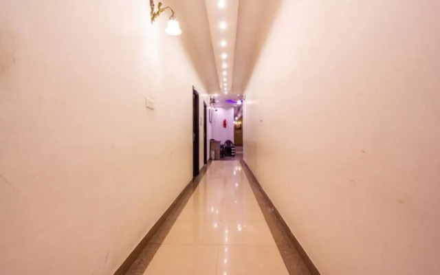 Hotel Ss Residency