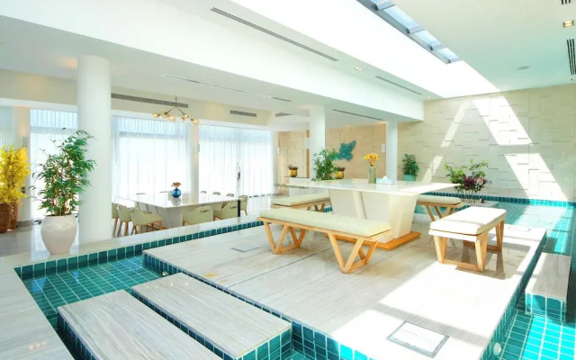 Silk Valley - Grand 6B Beachfront Villa