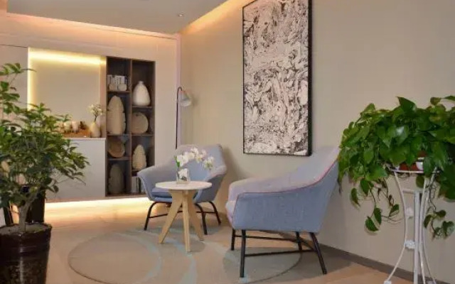 Homeinn · neo Hotel (Lanzhou High-Speed Railway West Station Old Street)