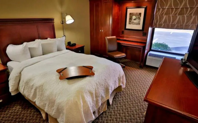 Hampton Inn Charleston-Airport/Coliseum