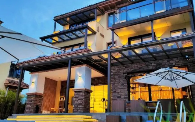 Heart Mansion · Designer Holiday Villa