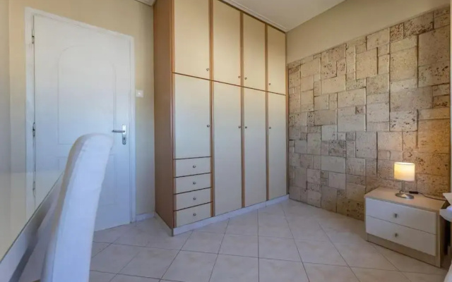 Peristeri 2 BD flat next to metro Agios Antonios