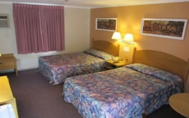 Carriage Inn Motel