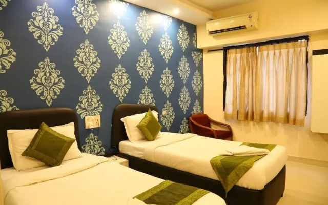 Hotel Sri Mayuri