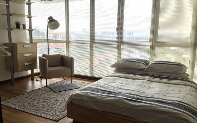 Ellina's Staycation Regalia