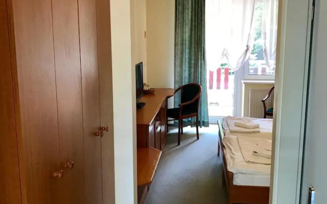 Well Hotel