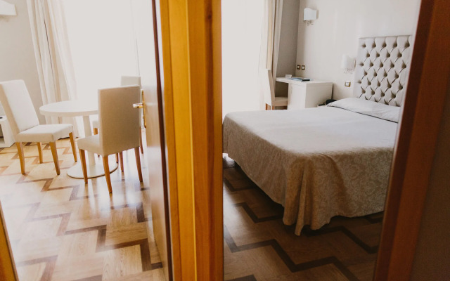 Hotel Metropole