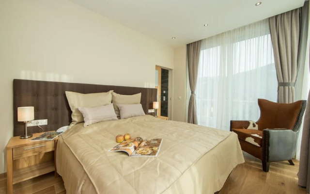 Silva Peak Residences