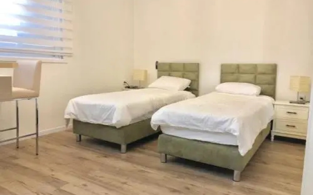 Studio Apartment Comfort In Bat Yam